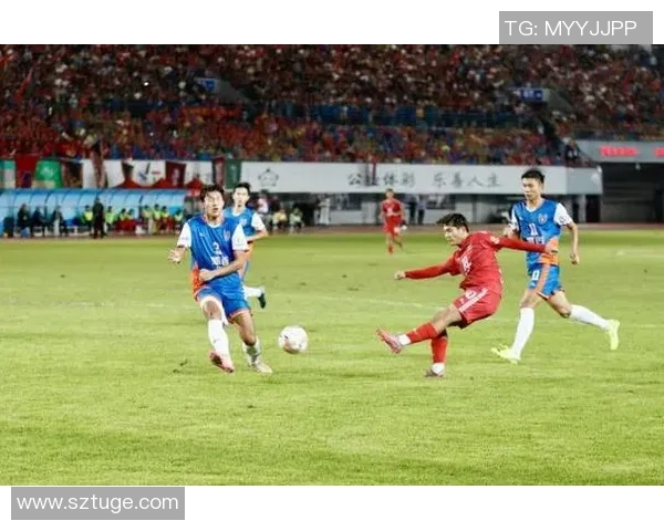 衡阳足球明星的崛起与发展探索及其对地方足球的影响分析 衡阳足球明星的崛起与发展探索及其对地方足球的影响分析