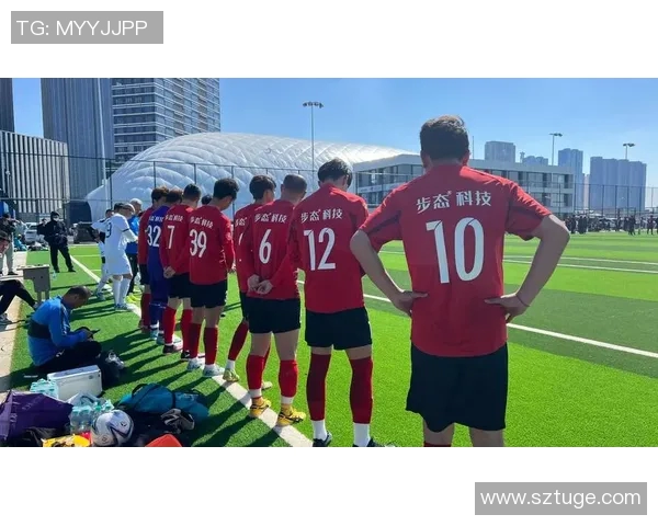 足球明星与电影偶像的精彩交汇：从绿茵场到银幕的传奇故事