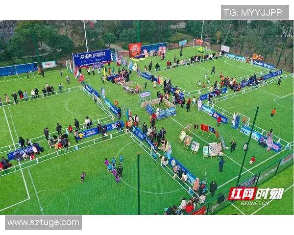 足球明星亲临助阵为孩子们带来意想不到的惊喜与快乐时刻 足球明星亲临助阵为孩子们带来意想不到的惊喜与快乐时刻