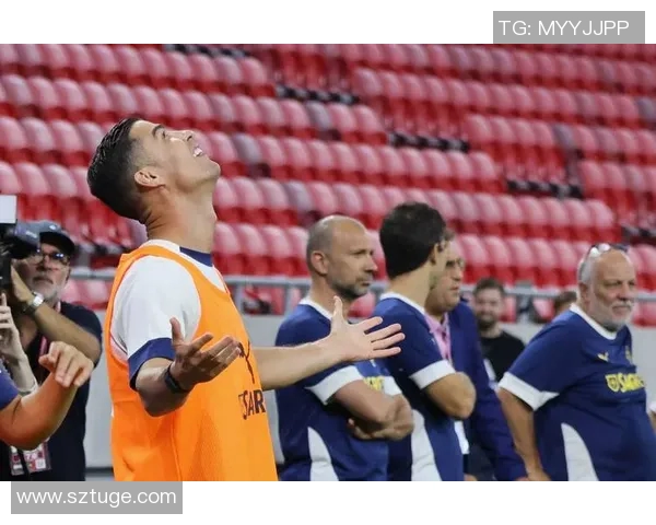 罗纳尔多的生活习惯与训练秘诀揭秘如何维持顶级竞技状态 罗纳尔多的生活习惯与训练秘诀揭秘如何维持顶级竞技状态