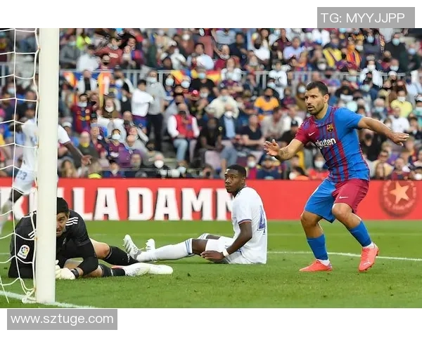 全球足球明星球员的荣耀与传奇之路探秘